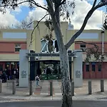Chateau Yarraville